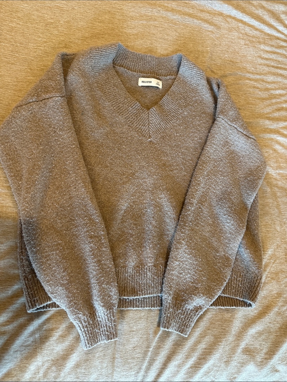 Hollister Men's V-Neck Sweater in tan